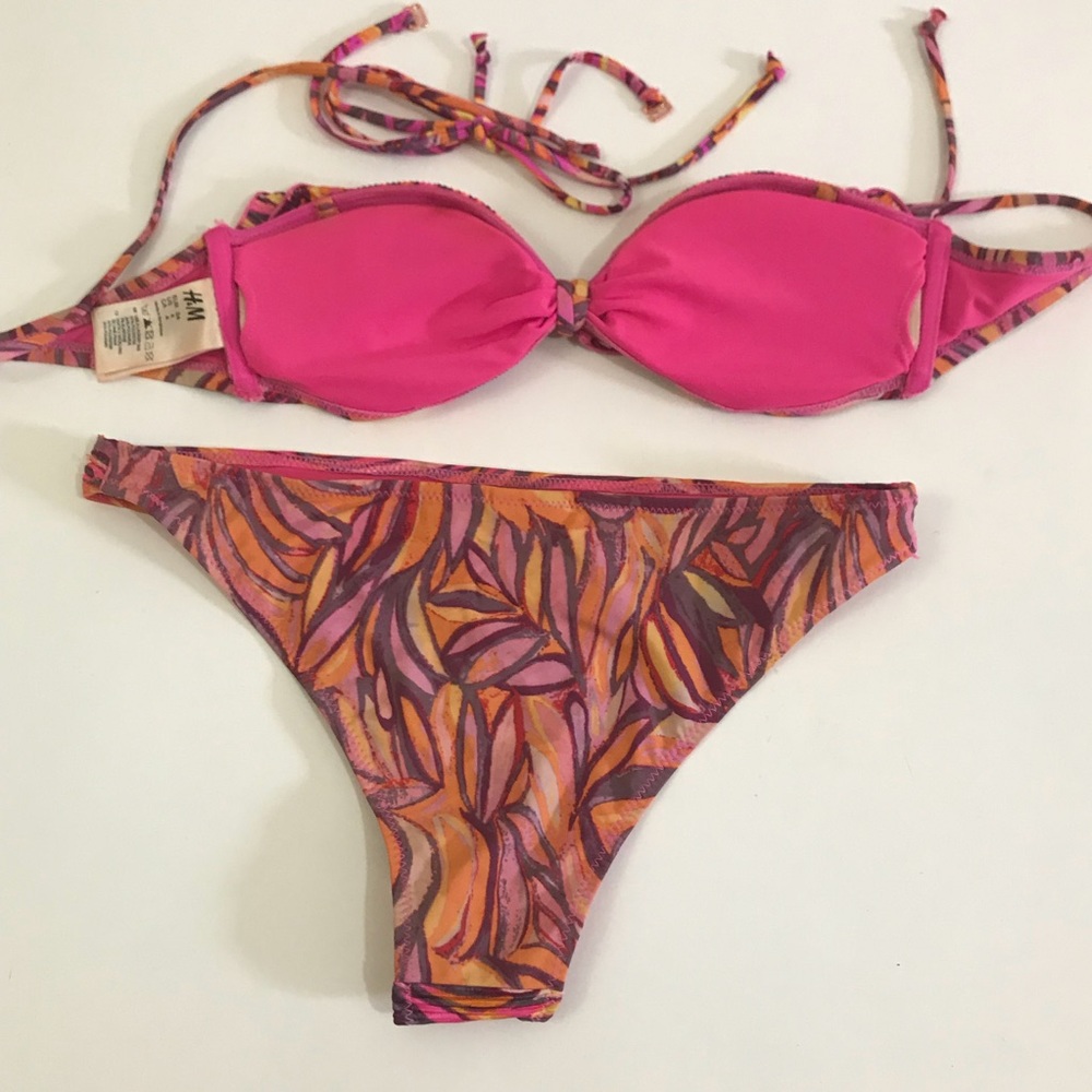 H&M Bikini Size 4 - Picture 3 of 5